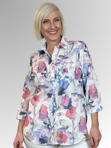 Made from 100% cotton, the Pablo 3/4 Sleeve Blouse delivers lightweight, soft, and breathable comfort ideal for sunny summer days. Its charming floral print, clever action back pleats, and classic collar create a versatile piece that easily becomes a fresh and stylish favourite in your summer wardrobe.