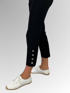 Our Corsican 7/8 Marina Pant is a must-have style crafted from a blend of Nylon, Polyester, and Rayon. Boasting a tapered leg and four mother of pearl buttons on the side, along with an elastic waist and stretch fabric for comfort, these pants provide mobility and style. Available in four timeless shades, they are machine-washable and proudly made in Australia.