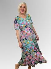 Bring vibrant charm to your everyday wardrobe with the Sur Mer Godet Dress by Orientique. Woven from lightweight sustainable rayon, this dress features a beautifully fluid drape that provides ultimate breathability and comfort for warm-weather days.