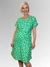 Our Ios Reversible Dress is a great choice for summer, made from 100% Organic Cotton and with a reversible design, it offers unbeatable value. Lightweight and stylish, have two looks in one and save space when travelling - always look great and feel comfortable whatever the occasion.