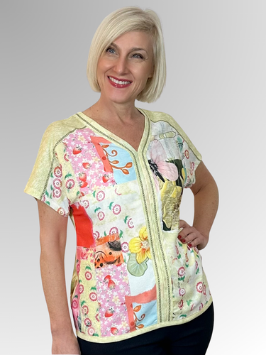 Spruce up your wardrobe with the Kalisson Estela Top! Beautifully crafted in Portugal, this chic piece is perfect for the stylish woman who appreciates vibrant colours, rich textures, and supreme comfort. Made from a high-quality cotton and polyester blend, it features a cleverly spliced design in bright, summery hues that add a playful touch. Let Kalisson bring a fresh spark to your style!