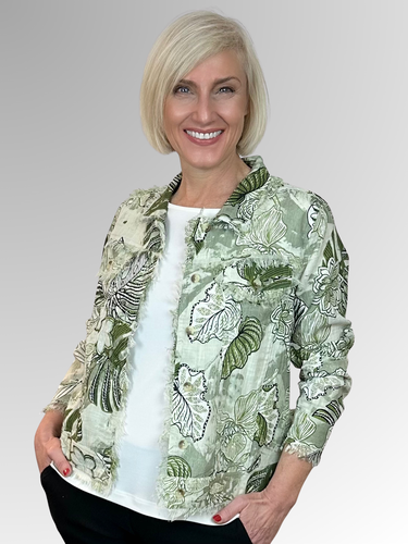 Crafted from organic cotton, the Orientique Lima Long Sleeve Jacket in Olive features a tropical print and raw edge fringed trim for a modern, effortless look. This versatile piece works perfectly as a light layer, making it easy to mix and match with your wardrobe. Embrace style and comfort with a jacket designed to stand out while keeping you comfortable all day.